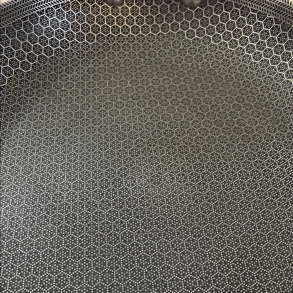 HEXCLAD Silver Non-Stick Frying Pan - Picture 7 of 8